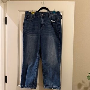 Judy Blue Dark Wash Wide Leg Jeans- Inseam 25”